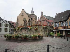 279634_10152081391060416_1720347210_o