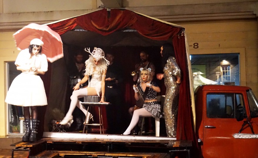 The Rocks Village Bizarre - Photography by Seafarrwide