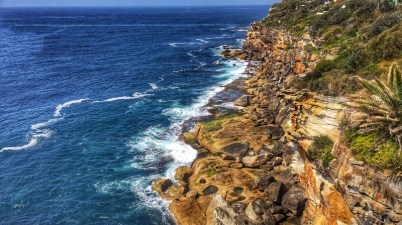 dee-why-headland-coastal-walk-sydney-australia-seafarrwide